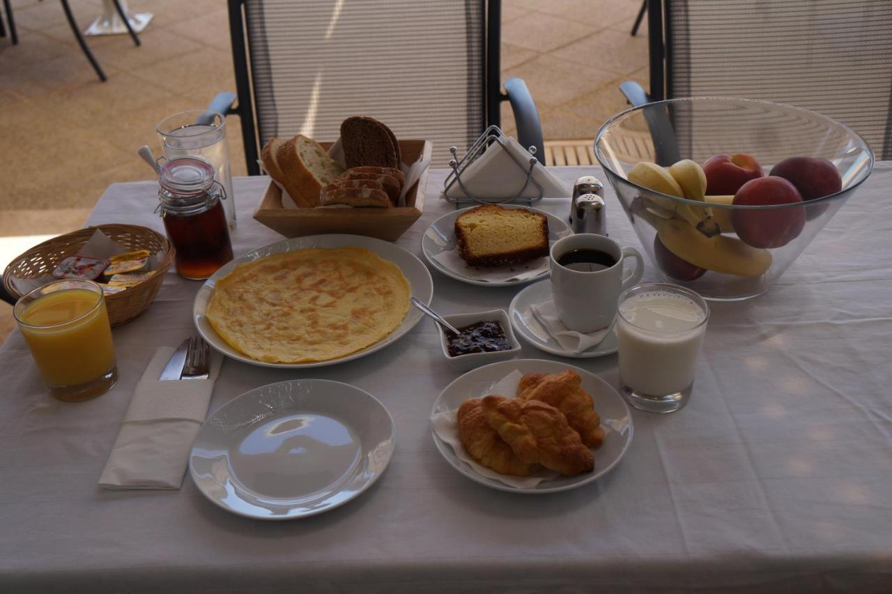 Cavos Fokidos Aparthotel Chiliadou  Eksteriør bilde